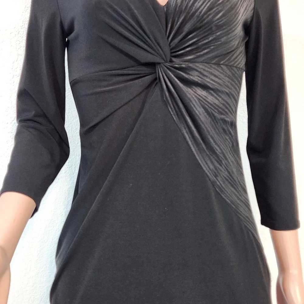 Donna Morgan 3/4 Sleeve Ruched Little Black Dress Sz 4 - Picture 4 of 11